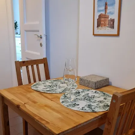19 Apartment